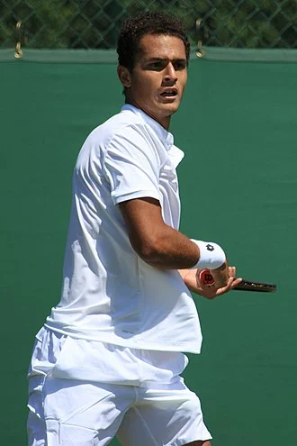 Juan Pablo Varillas height profile photo