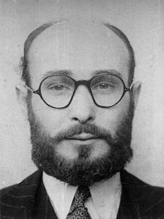 Juan Pujol García height profile photo