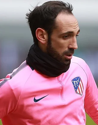 Juanfran (footballer, born 1985) height profile photo