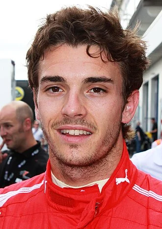 Jules Bianchi height profile photo