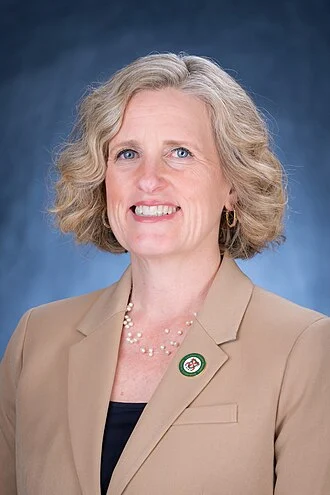 Juli Briskman height profile photo
