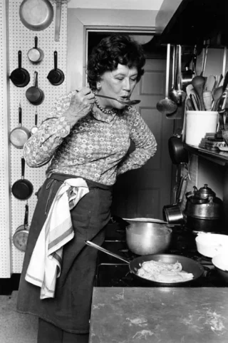 Julia Child height profile photo