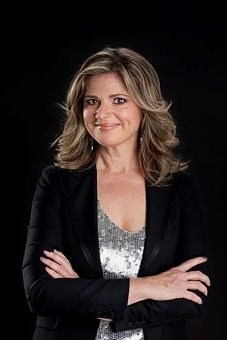 Julia Zemiro height profile photo