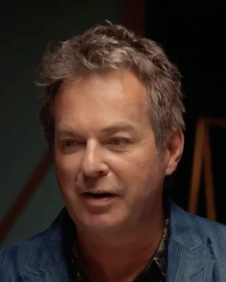 Julian Clary height profile photo