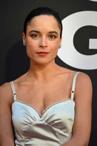 Juliana Canfield height profile photo