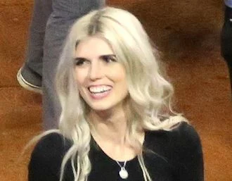 Julianna Zobrist height profile photo