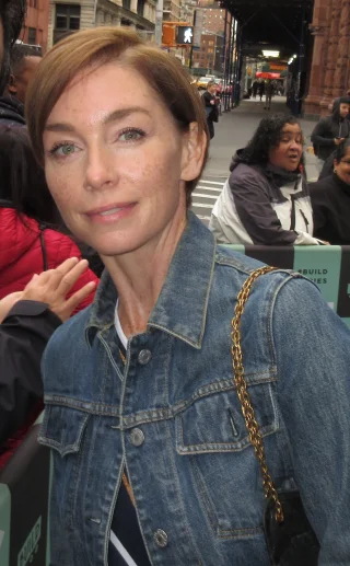 Julianne Nicholson height profile photo