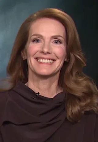 Julie Hagerty height profile photo