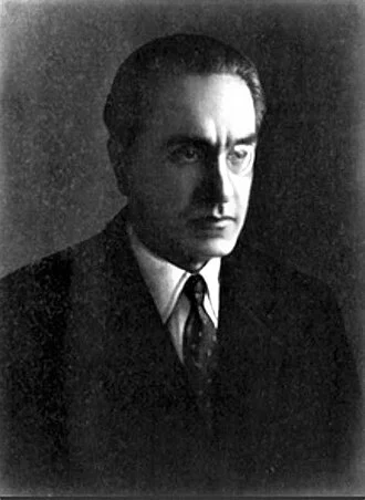 Julius Evola height profile photo