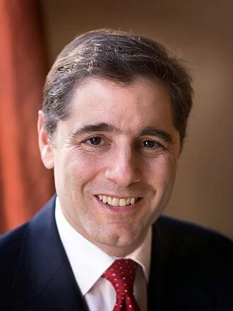 Julius Genachowski height profile photo