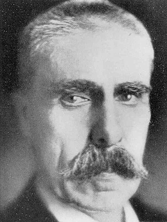 Julius Wagner-Jauregg height profile photo