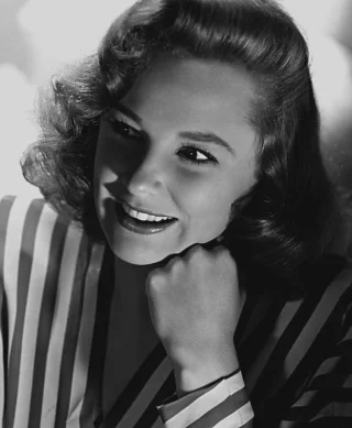 June Allyson height profile photo