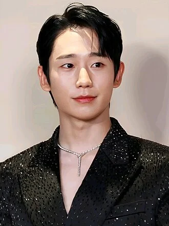 Jung Hae-in height profile photo