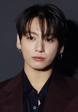 Jung Kook height profile photo