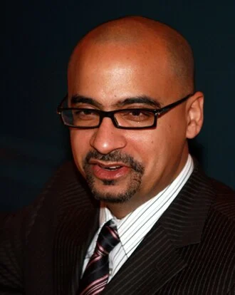 Junot Díaz height profile photo