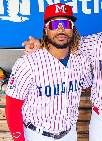 Justin Dean height profile photo