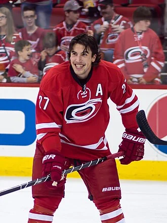 Justin Faulk height profile photo