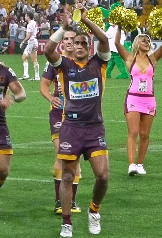 Justin Hodges height profile photo