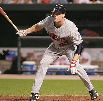 Justin Morneau height profile photo