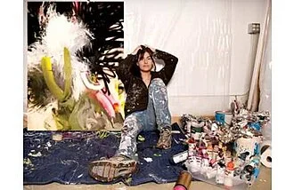 Justine Frischmann height profile photo