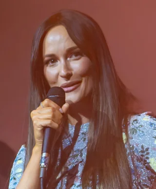 Kacey Musgraves height profile photo