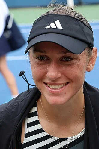 Kaja Juvan height profile photo