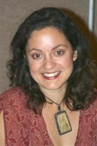 Kali Rocha height profile photo