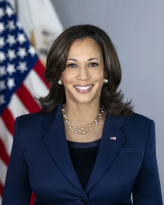 Kamala Harris height profile photo