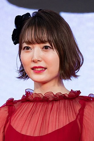 Kana Hanazawa height profile photo
