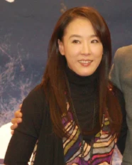 Kang Soo-yeon height profile photo