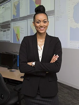 Kára McCullough height profile photo
