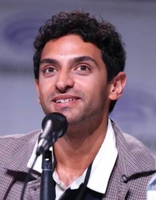 Karan Soni height profile photo