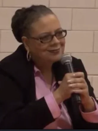 Karen Lewis height profile photo