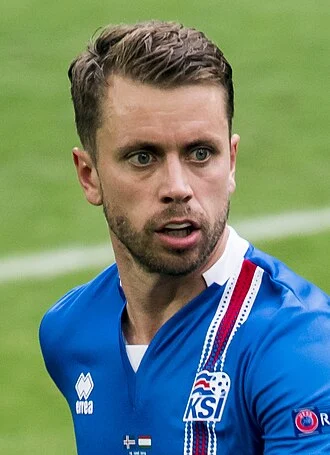 Kári Árnason height profile photo