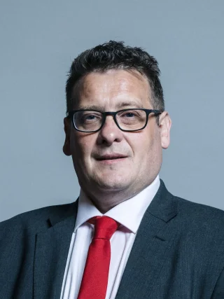 Karl Turner height profile photo