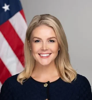 Karoline Leavitt height profile photo