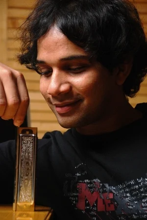 Karthik (singer) height profile photo