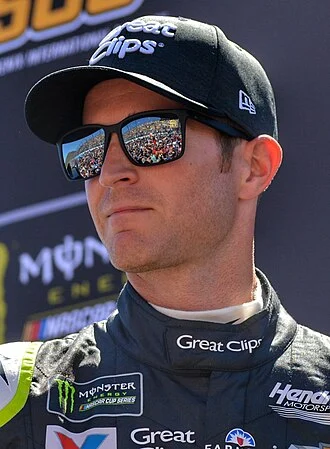 Kasey Kahne height profile photo