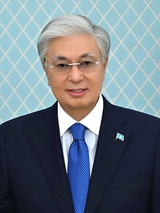 Kassym-Jomart Tokayev height profile photo
