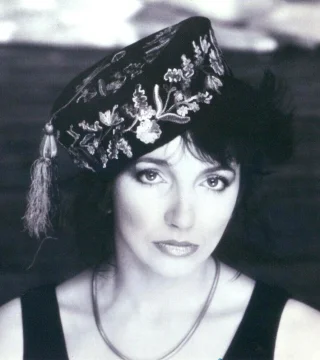 Kate Bush height profile photo