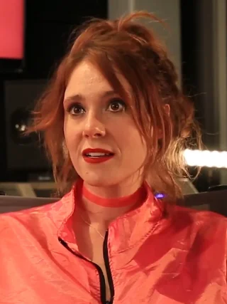 Kate Nash height profile photo