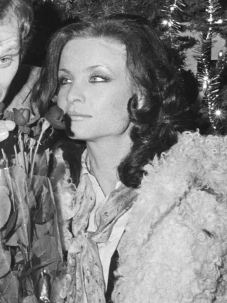 Kate O'Mara height profile photo