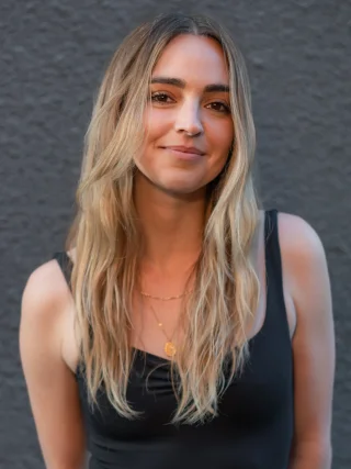 Katelyn Tarver height profile photo
