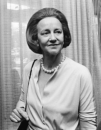 Katharine Graham height profile photo