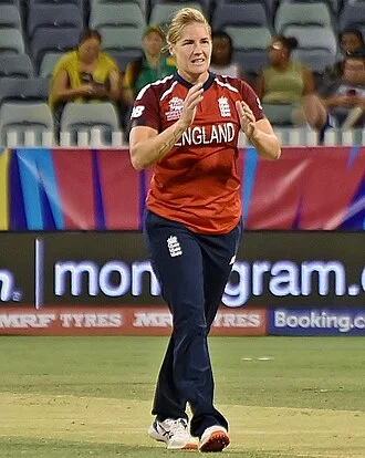 Katherine Sciver-Brunt height profile photo