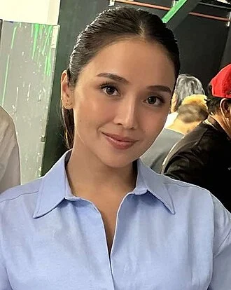 Kathryn Bernardo height profile photo