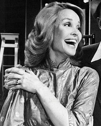 Kathryn Crosby height profile photo