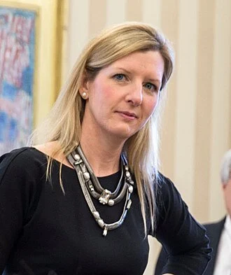 Kathryn Ruemmler height profile photo