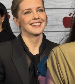 Katie Dippold height profile photo