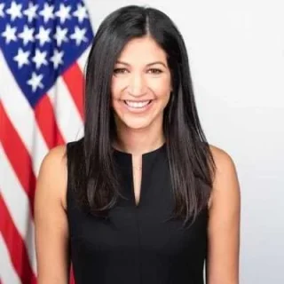 Katie Miller height profile photo